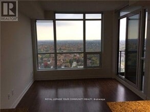 33 Singer Ct in Toronto, ON - Building Photo - Building Photo