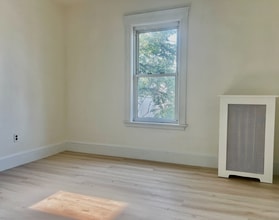 5 Magnus Ave, Unit 3 in Somerville, MA - Foto de edificio - Building Photo