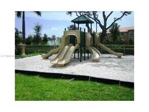 4930 Windward Way in Fort Lauderdale, FL - Building Photo - Building Photo