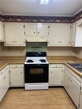 4861 Woodcliff Dr N in Mobile, AL - Building Photo - Building Photo