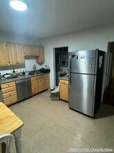 74 Hillside St, Unit 2 in Boston, MA - Building Photo - Building Photo