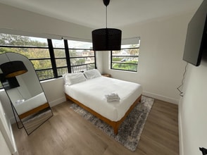 1716 SW 11th St in Miami, FL - Foto de edificio - Building Photo