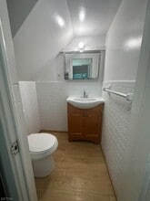 536 River Rd in Chatham Township, NJ - Building Photo - Building Photo