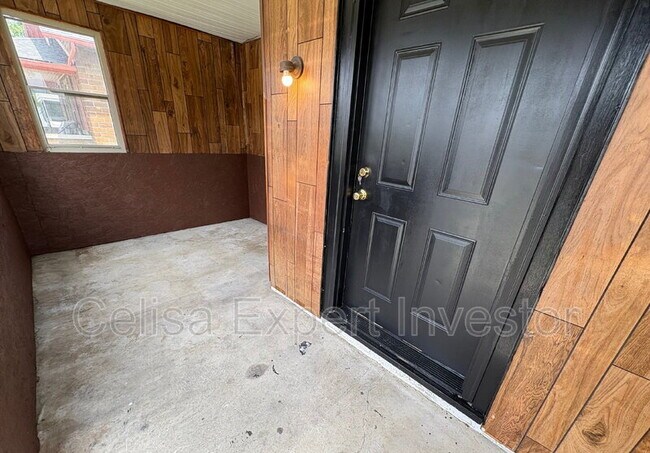 3225 Oliver St in Fort Wayne, IN - Building Photo - Building Photo