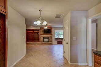 1515 Vine St in Norman, OK - Building Photo - Building Photo