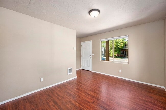 623-625 W Shannon Ave in Spokane, WA - Building Photo - Building Photo