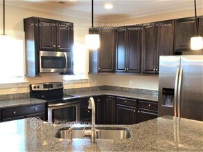 14051 Old Vermillion Dr in Huntersville, NC - Building Photo - Building Photo