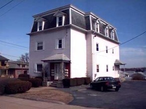 4 Claremont Ave in Providence, RI - Building Photo - Building Photo