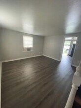 1216 Wafer St in Pasadena, TX - Foto de edificio - Building Photo