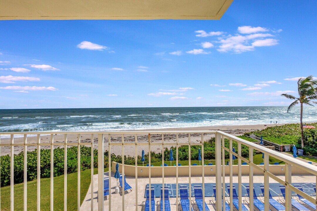 603 Ocean Dr in Juno Beach, FL - Building Photo