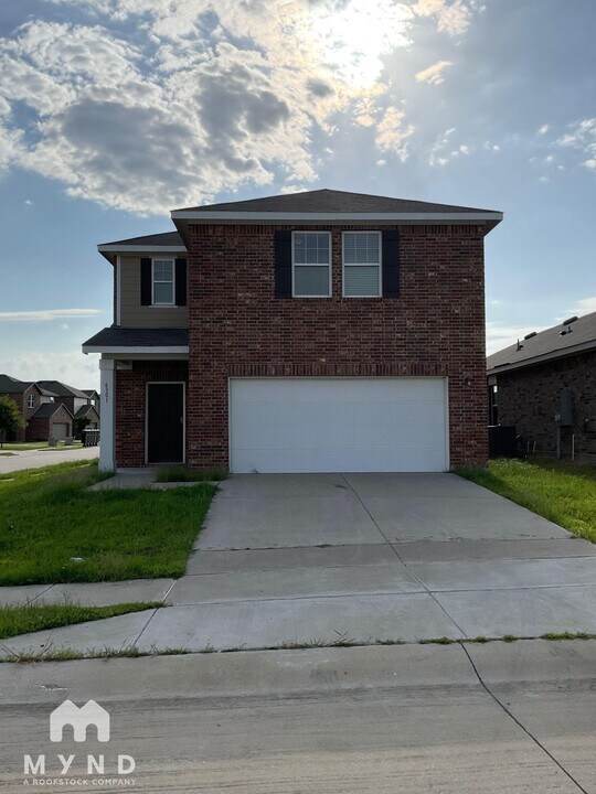 6301 Tropicana Way in Forney, TX - Building Photo