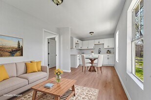 8030 Record St in Houston, TX - Building Photo