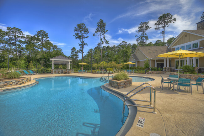 Lullwater at Blair Stone in Tallahassee, FL - Foto de edificio - Building Photo