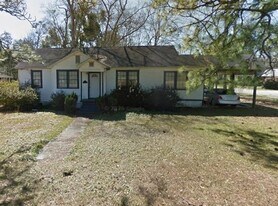 78 Lee St in Chickasaw, AL - Building Photo