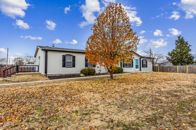 1008 W 60th St S in Wichita, KS - Building Photo - Building Photo