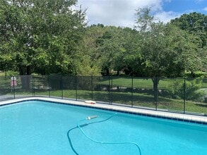 10001 NW 36th St in Coral Springs, FL - Building Photo - Building Photo