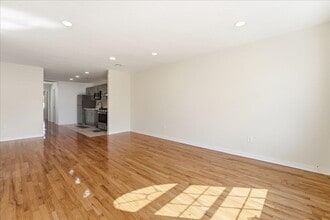 624 Bramhall Ave in Jersey City, NJ - Building Photo - Building Photo