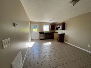 676 Privet Dr in Dandridge, TN - Foto de edificio - Building Photo