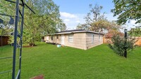 5712 Glenhurst Dr in Houston, TX - Building Photo - Building Photo