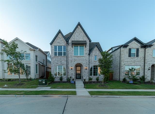 property at 4924 Daybreak Dr