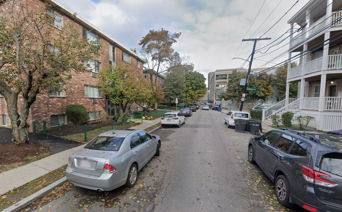 91 Gardner St, Unit 14 in Boston, MA - Foto de edificio