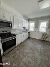 663 Hudson Ave in Albany, NY - Building Photo - Building Photo