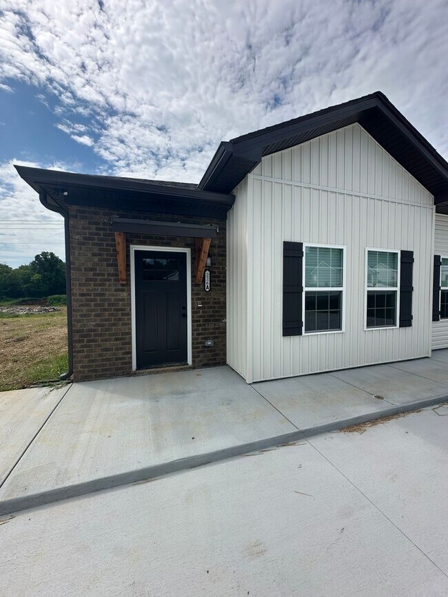 226 Coney Island Rd in Shelbyville, TN - Building Photo - Building Photo