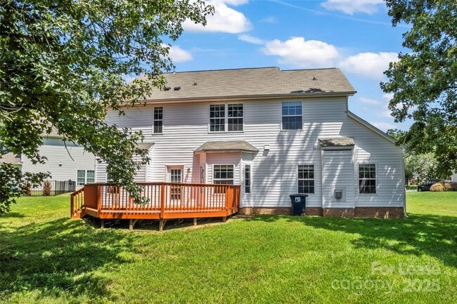 property at 2003 Red Carpet Ct