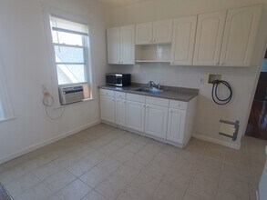 26 Buttonwood St, Unit 3 in Boston, MA - Building Photo - Building Photo