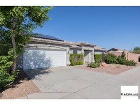 15614 N 34th St in Phoenix, AZ - Building Photo