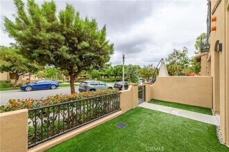 31 Quartet in Irvine, CA - Building Photo - Building Photo