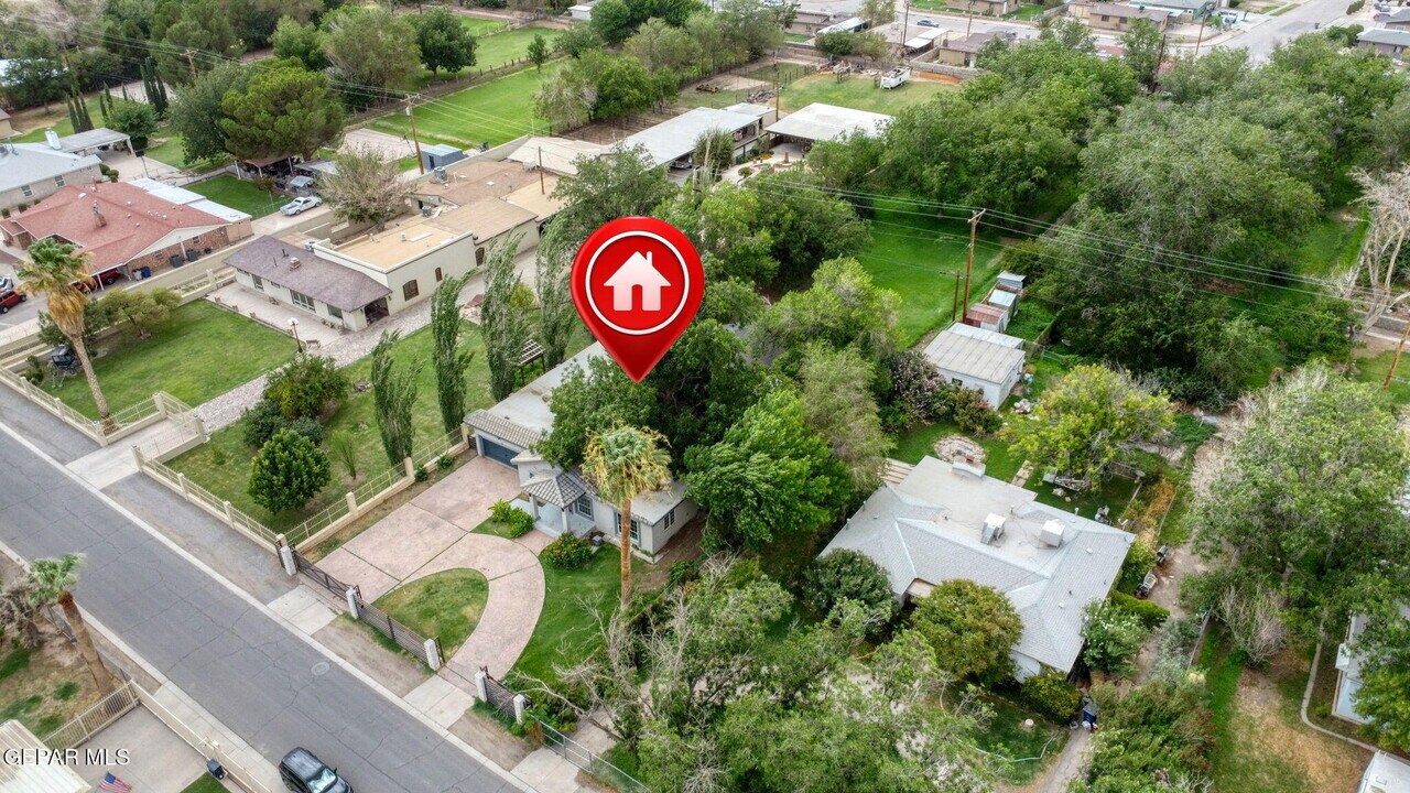 7716 Wenda Dr in El Paso, TX - Building Photo