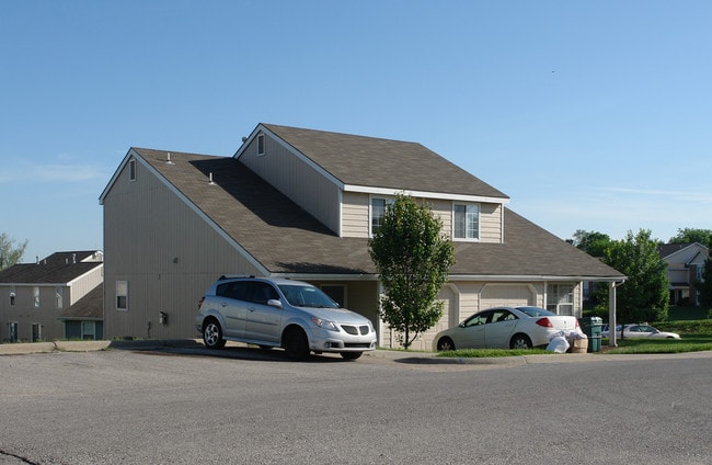 Ranch Way Townhomes in Lawrence, KS - Building Photo - Building Photo