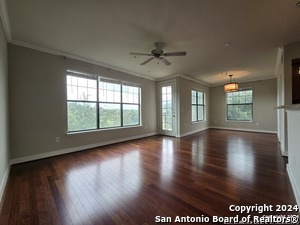 7342 Oak Manor Dr in San Antonio, TX - Building Photo