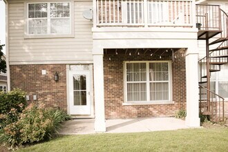 501 Saddlebrook Ln in Vernon Hills, IL - Building Photo - Building Photo
