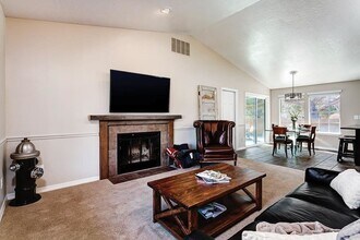 3601 S Bayporte Pl in Boise, ID - Building Photo - Building Photo