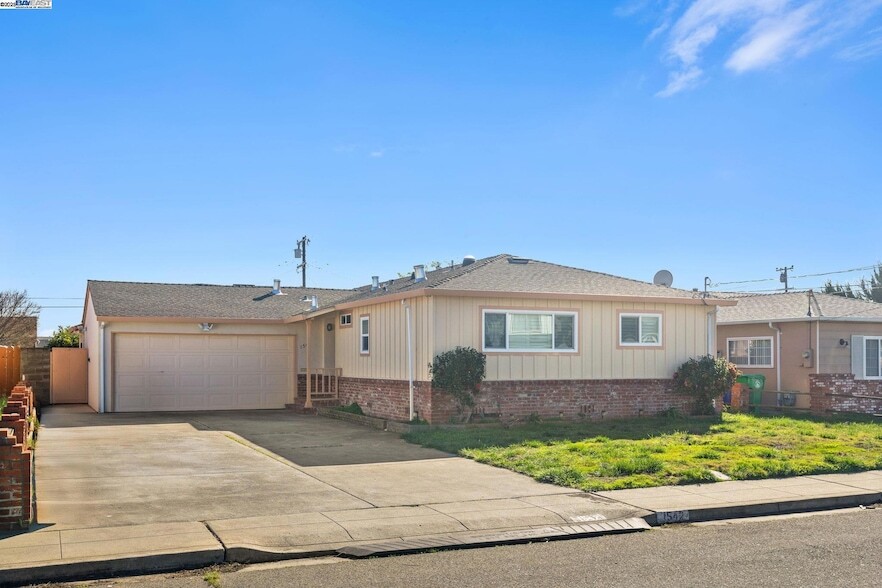 1542 Via Hermana, Unit AUCPKA in San Lorenzo, CA - Building Photo