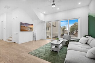 2107 McGowen St in Houston, TX - Building Photo - Building Photo