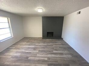 3108 Salisbury Ave in Lubbock, TX - Building Photo - Building Photo