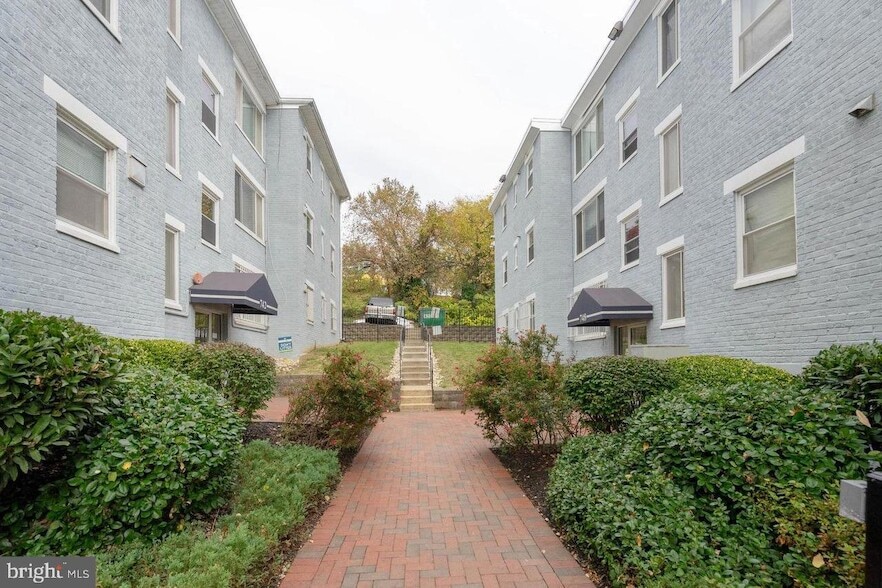 748 Brandywine St SE, Unit 101 in Washington, DC - Building Photo