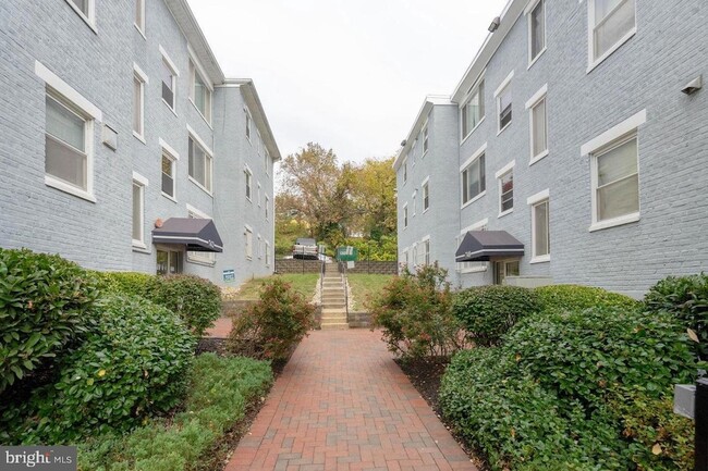 property at 748 Brandywine St SE