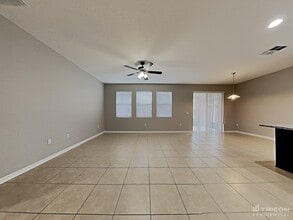 3273 Zander Dr in Eustis, FL - Building Photo - Building Photo