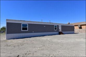 3491 N Ascencion St in El Paso, TX - Building Photo - Building Photo