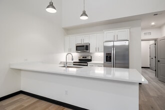 Citation Lofts in Lexington, KY - Building Photo - Interior Photo