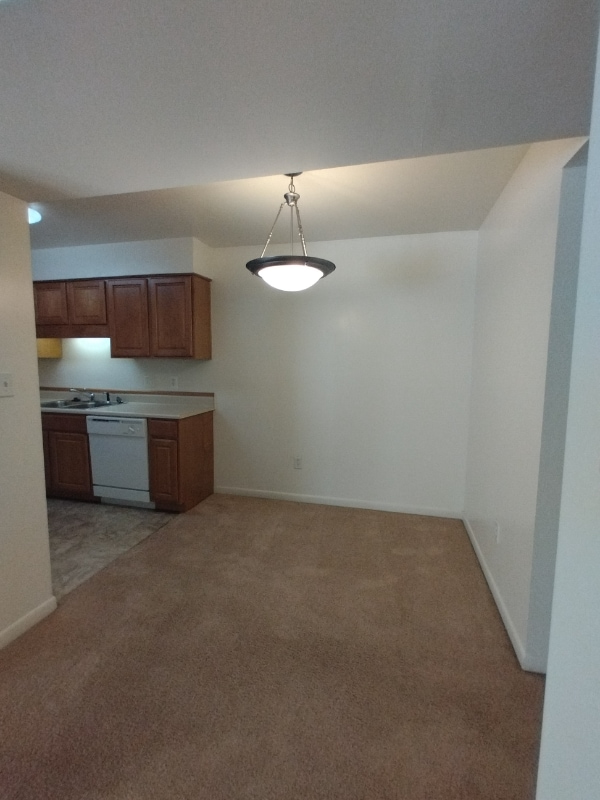 600 Reusens Rd, Unit N150 in Lynchburg, VA - Building Photo - Building Photo