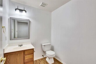 6629 Doyal Dr in Austin, TX - Building Photo - Building Photo