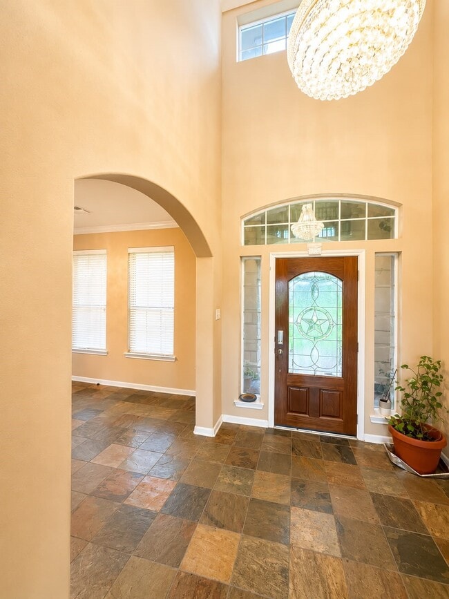1738 Palmetto Park Dr