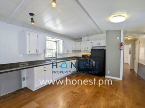 9 Lexi Ln in Gardiner, ME - Building Photo - Building Photo