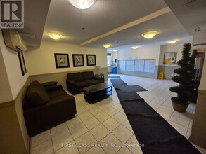684 Warden Ave. in Toronto, ON - Building Photo - Building Photo
