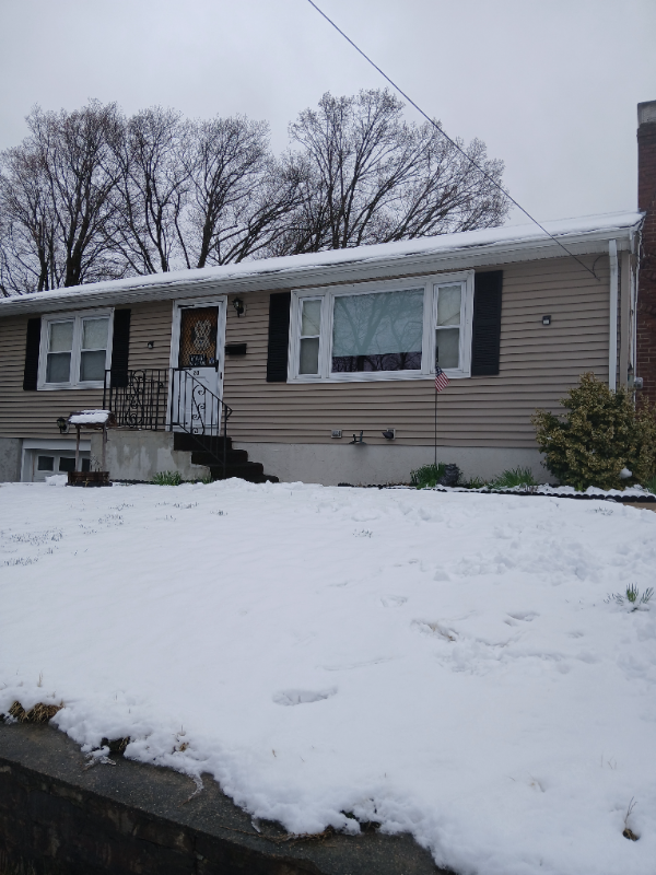 property at 2 Henderson Ave